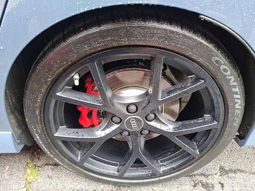 Kemora Gray Metallic 2024 Audi RS 3 TFSI quattro S tronic