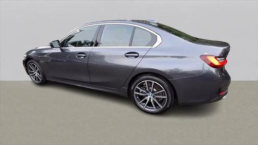 2022 BMW 330e Base