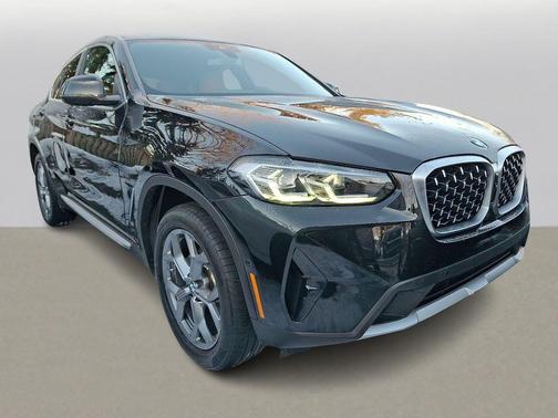 2025 BMW X4 xDrive30i