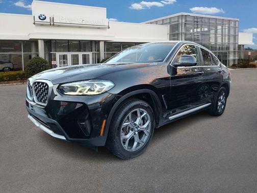 2025 BMW X4 xDrive30i