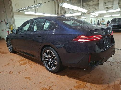 2025 BMW 530 xDrive