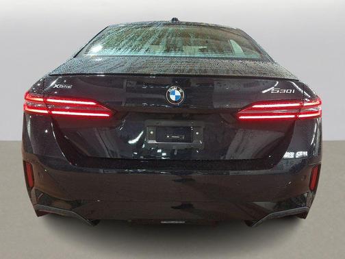 2025 BMW 530 xDrive