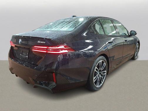 2025 BMW 530 xDrive