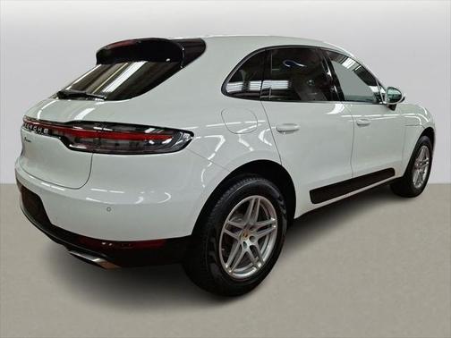 2020 Porsche Macan Base