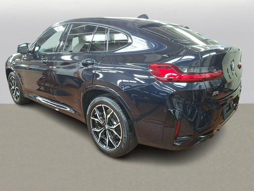 2025 BMW X4 M40i