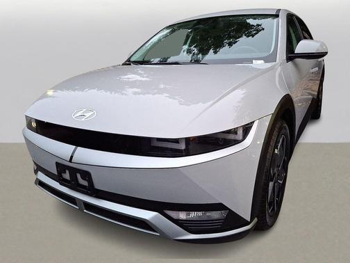 2023 Hyundai IONIQ 5 SE Standard Range