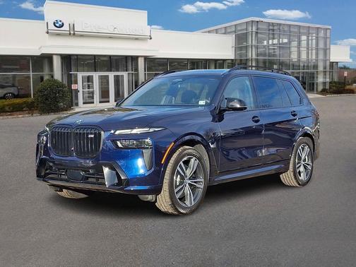 2025 BMW X7 M60i