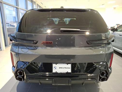 Dravit Grey Metallic 2026 BMW XM Label