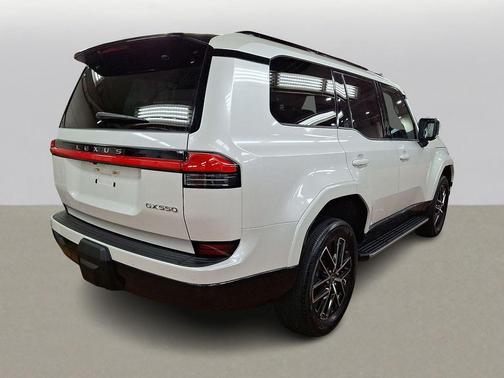 White Pearl 2024 Lexus GX 550 Premium+