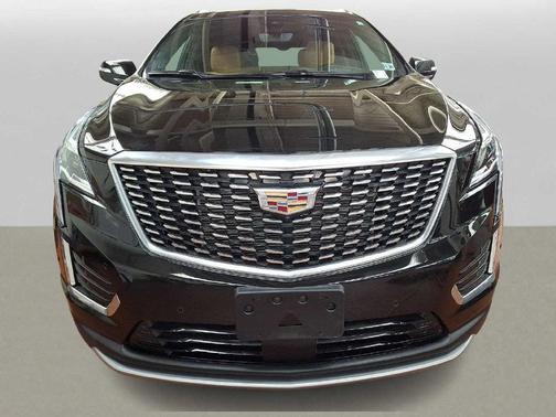Stellar Black Metallic 2024 Cadillac XT5 Premium Luxury