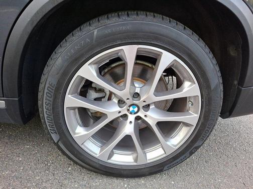 Arctic Gray Metallic 2019 BMW X5 xDrive40i