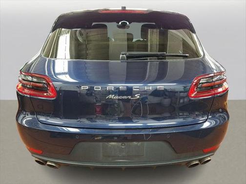 2017 Porsche Macan Base