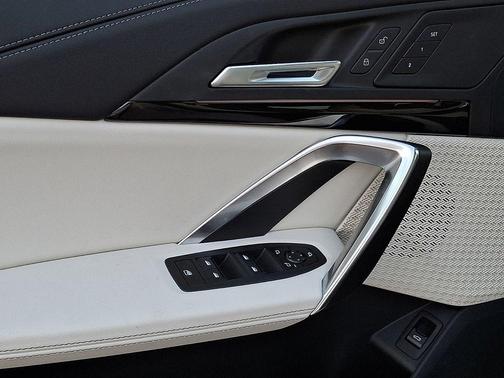 Dune Grey Metallic 2026 BMW X1 xDrive28i