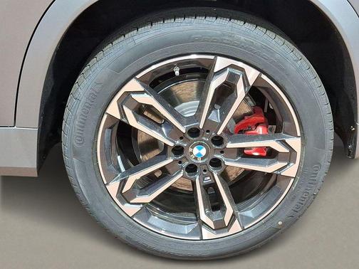 Frozen Pure Grey Metallic 2026 BMW X1 M35i