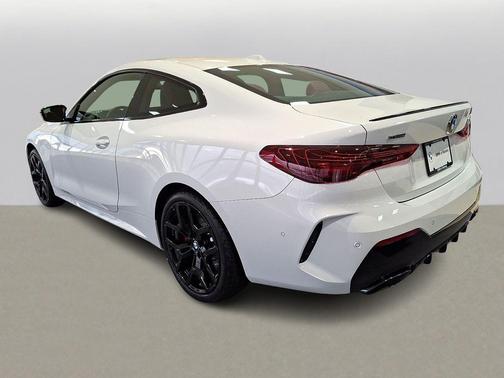 Alpine White 2026 BMW M440 i xDrive