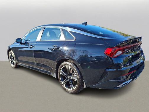 Ebony Black 2021 Kia K5 GT-Line