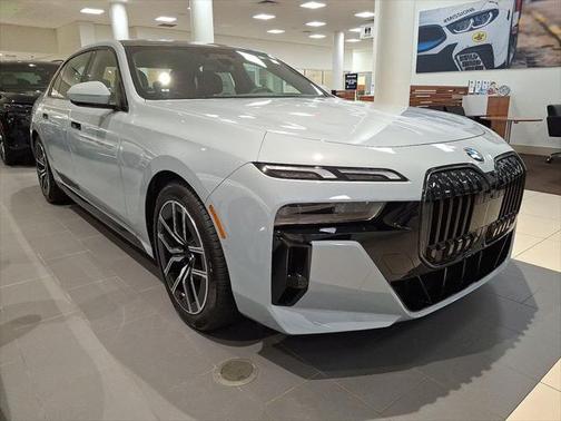 2025 BMW 760 i xDrive