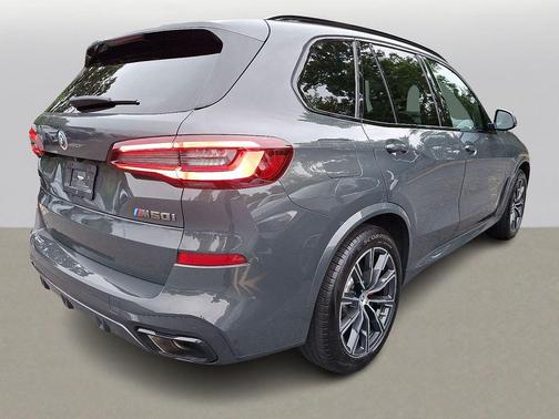2023 BMW X5 M50i