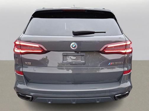2023 BMW X5 M50i