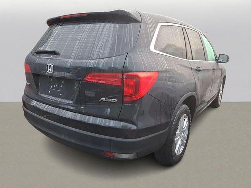 2016 Honda Pilot LX