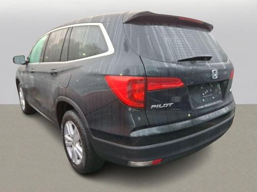 2016 Honda Pilot LX