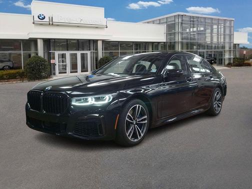 2022 BMW 750 i xDrive