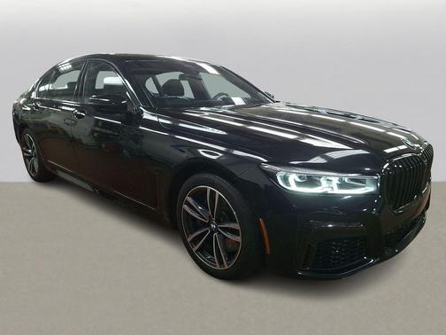 2022 BMW 750 i xDrive