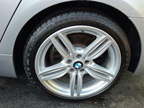 Glacier Silver Metallic 2016 BMW 640 i xDrive