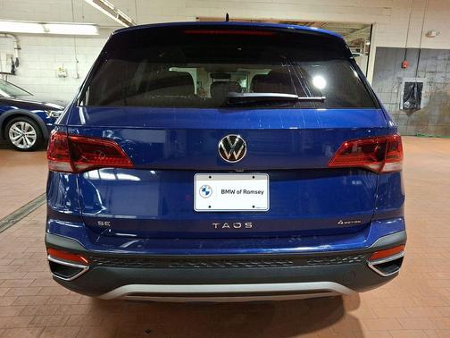2024 Volkswagen Taos 1.5T SE