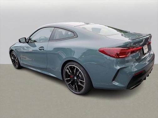 2025 BMW M440 i xDrive