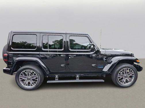 2022 Jeep Wrangler Unlimited 4xe Sahara High Altitude