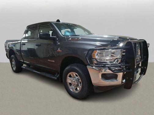 2022 RAM 2500 Tradesman Crew Cab 4x4 6'4' Box