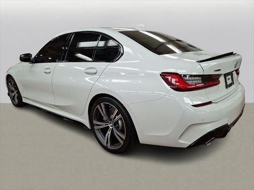 2021 BMW 330 xDrive