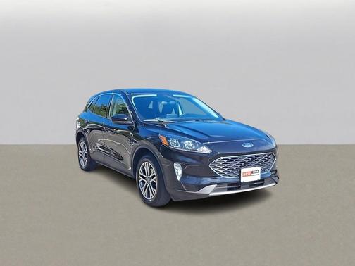 Agate Black Metallic 2022 Ford Escape SEL