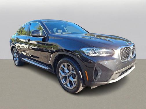 2023 BMW X4 xDrive30i