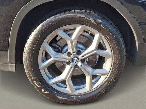 2023 BMW X4 xDrive30i