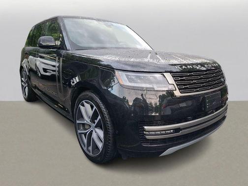 Black 2025 Land Rover Range Rover P530 SE