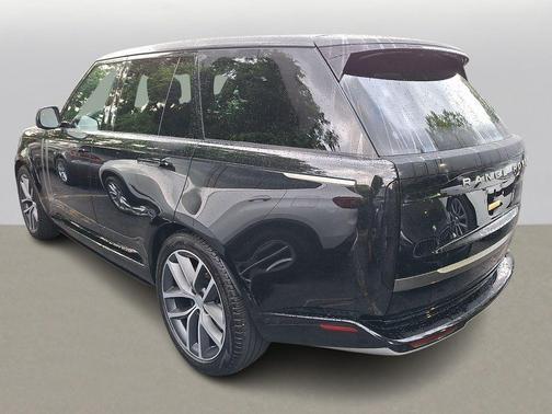 Black 2025 Land Rover Range Rover P530 SE