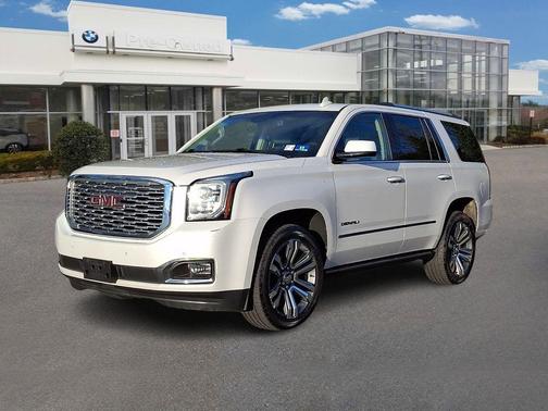 White Frost Tricoat 2020 GMC Yukon Denali