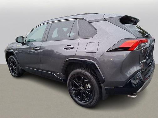 2023 Toyota RAV4 Hybrid SE