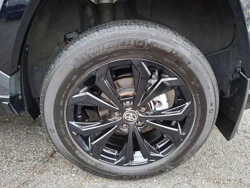 2023 Toyota RAV4 Hybrid SE