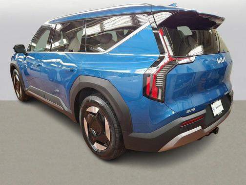 2024 Kia EV9 Wind