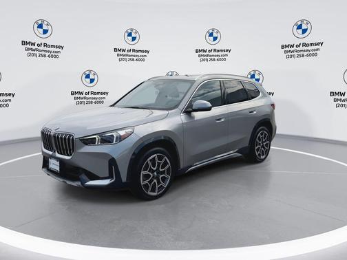 Space Silver Metallic 2026 BMW X1 xDrive28i