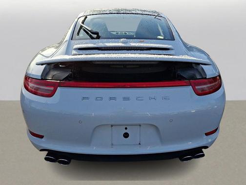 2015 Porsche 911 Carrera 4