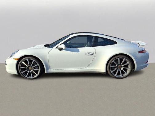 2015 Porsche 911 Carrera 4