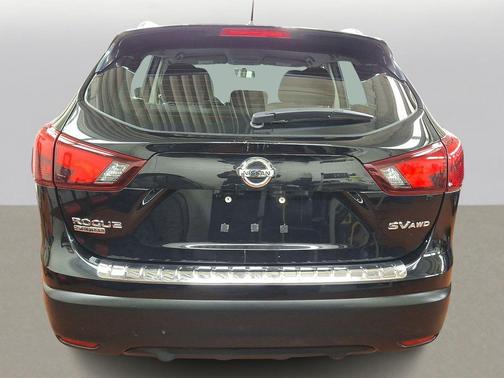 2017 Nissan Rogue Sport SV