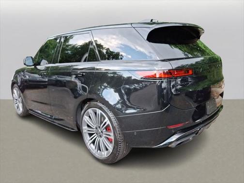2024 Land Rover Range Rover Sport SE