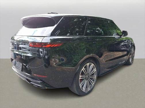 2024 Land Rover Range Rover Sport SE
