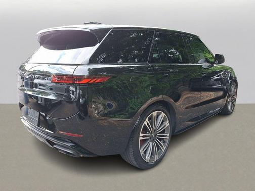 2024 Land Rover Range Rover Sport SE