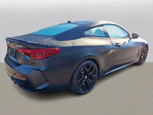 2025 BMW M440 i xDrive